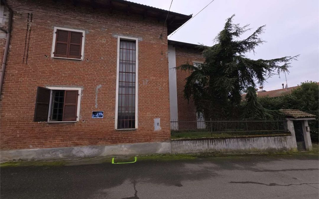 CASA IMMERSA NELLA TRANQUILLITA’ A FRASCARO