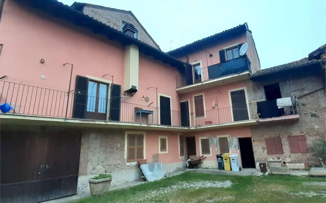 CASA SEMI INDIPENDENTE A CASSINE